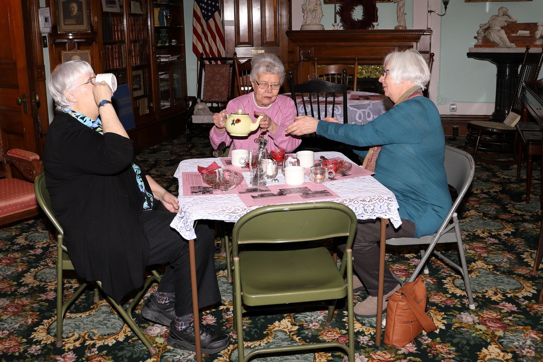 Chocolate Lovers descend on mansion